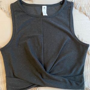 Black workout crop top.